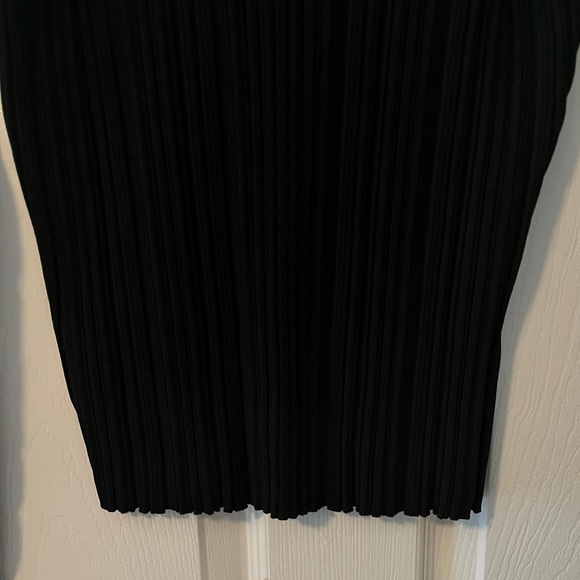🖤H&M Black Ribbed Long Sleeve Sweetheart Neckline Top Winter Fall Size Medium🖤 - Picture 9 of 9